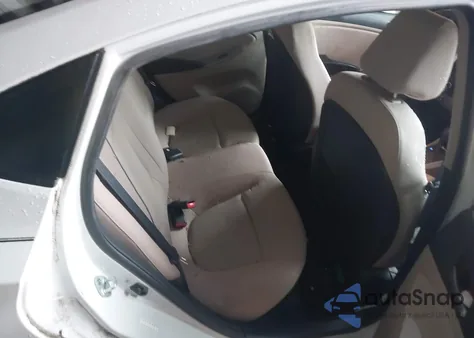 2017 Hyundai Accent Value Edition из США, поврежденный, VIN KMHCT4AE6HU361125